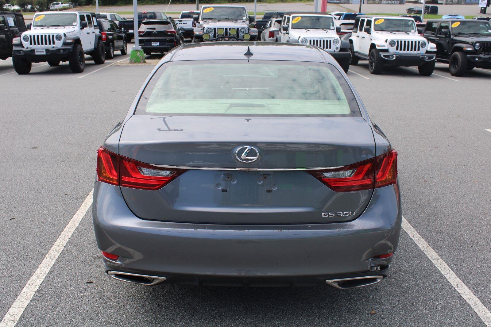 Used 2014 Nebula Gray Pearl Lexus 4dr Sdn RWD image 7