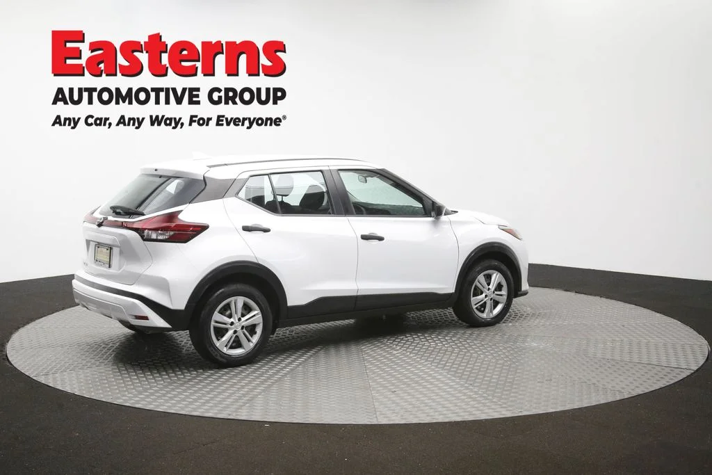 Used 2024 White Nissan S image 41