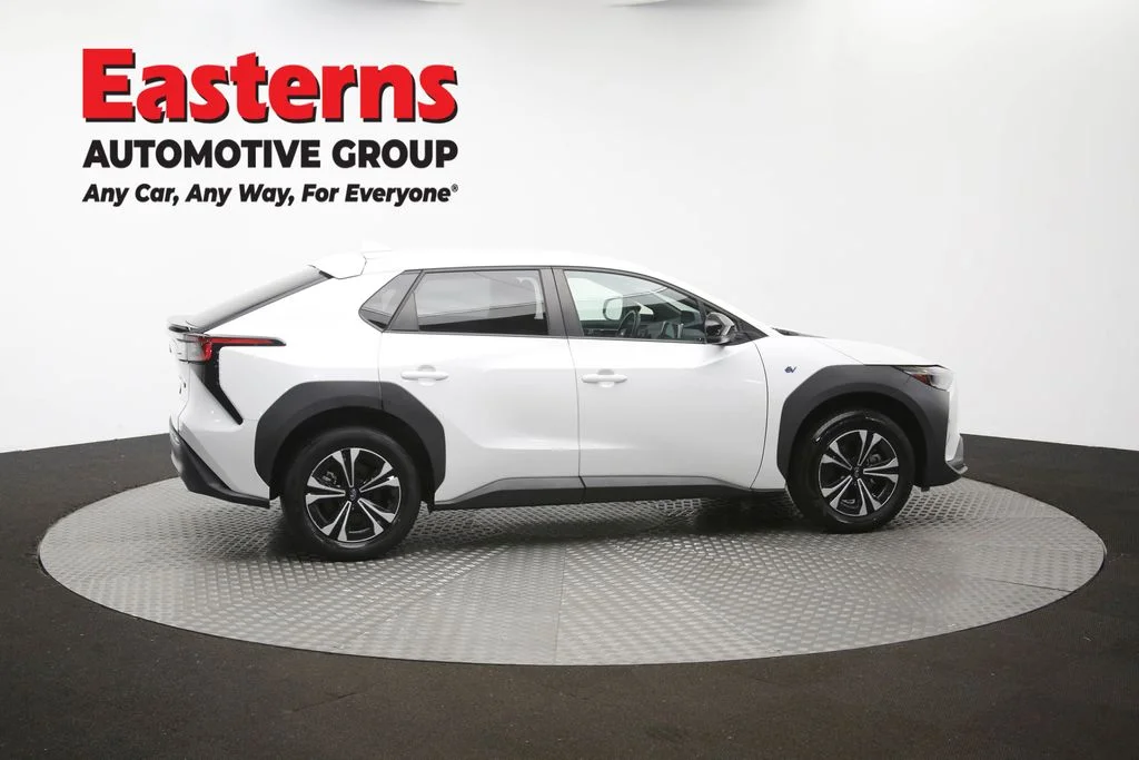 Used 2023 White Subaru Premium image 42