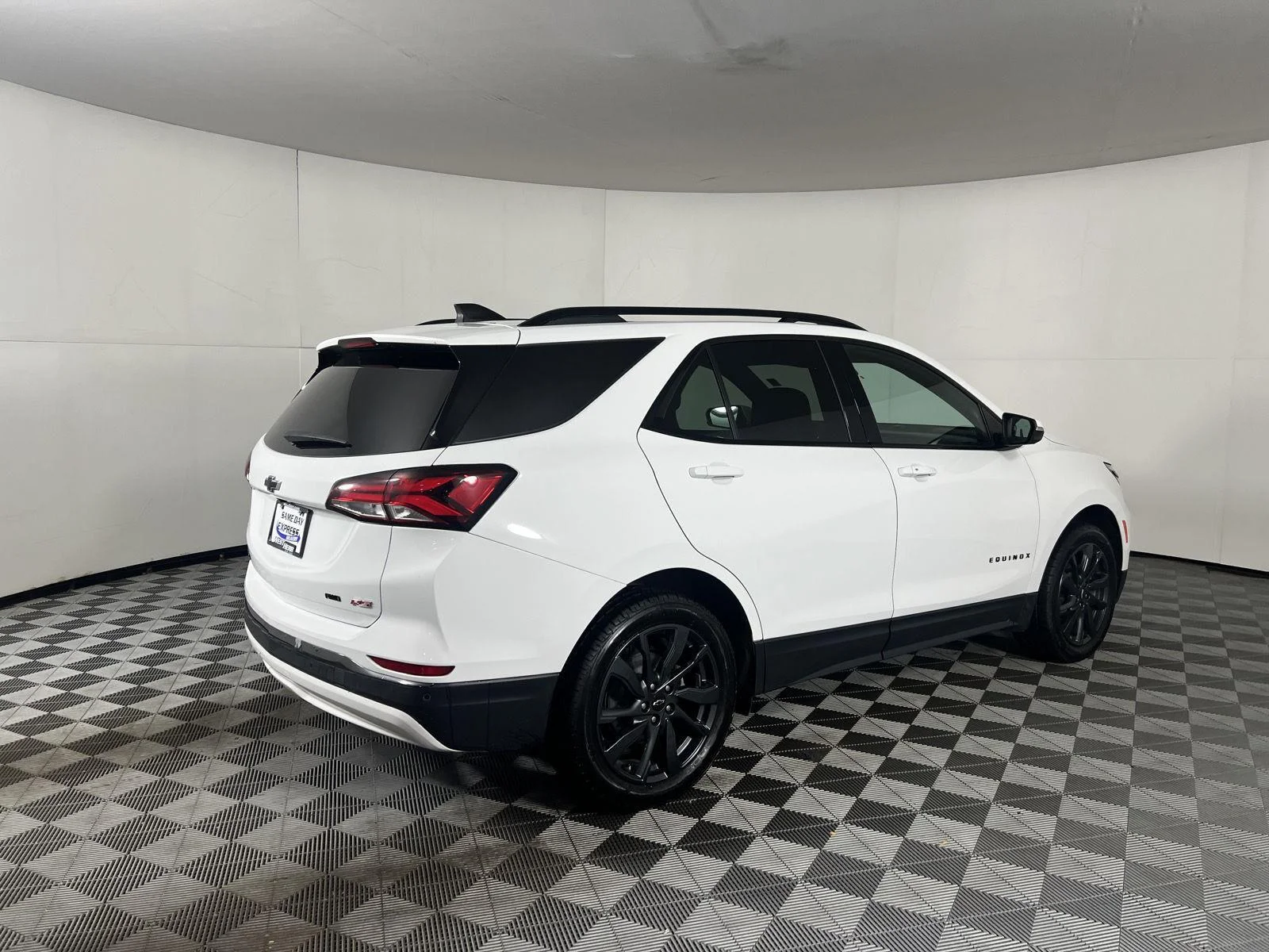 Used 2023 Summit White Chevrolet RS image 47