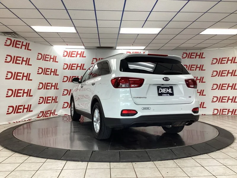 Used 2019 White Kia LX image 5