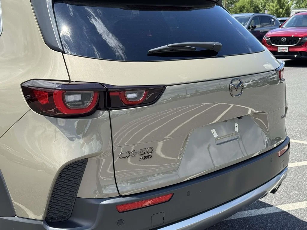 2026 Mazda CX-50 Premium Plus - Photo 11