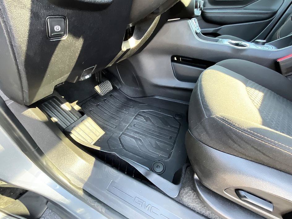 Used 2019 Gray GMC SLE image 20