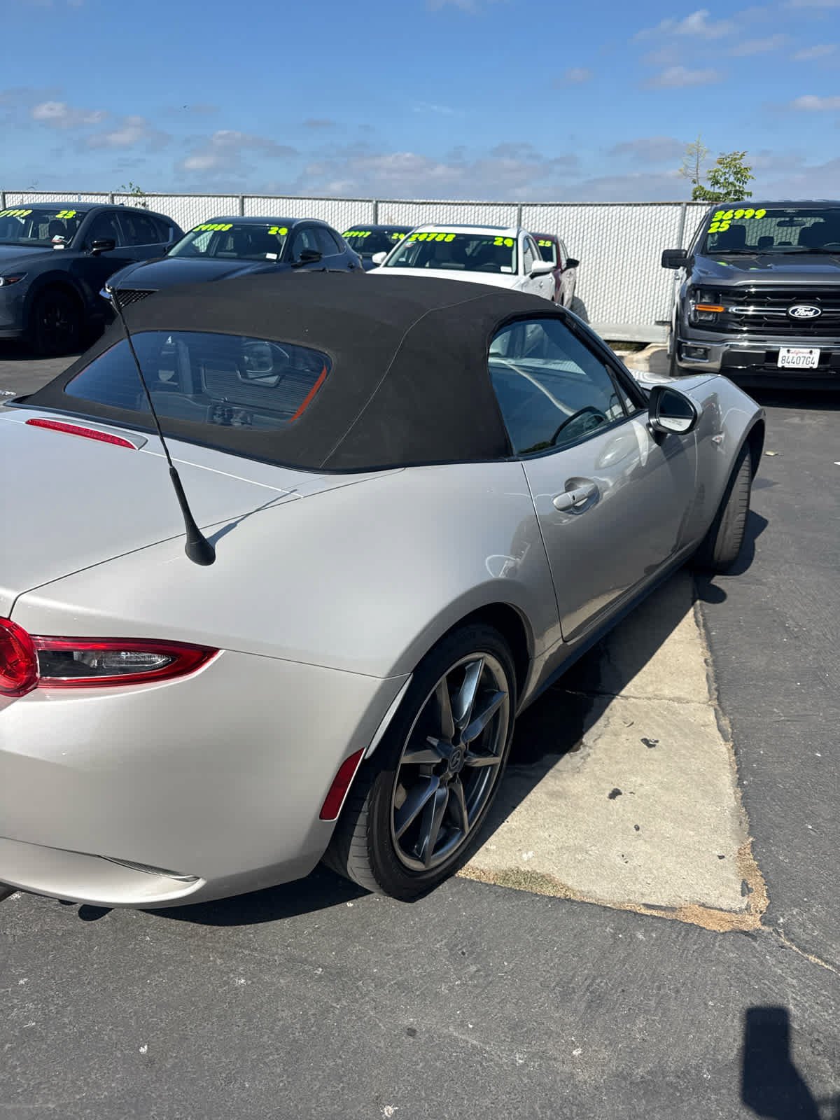 Used 2023 Platinum Quartz Metallic Mazda Grand Touring image 3