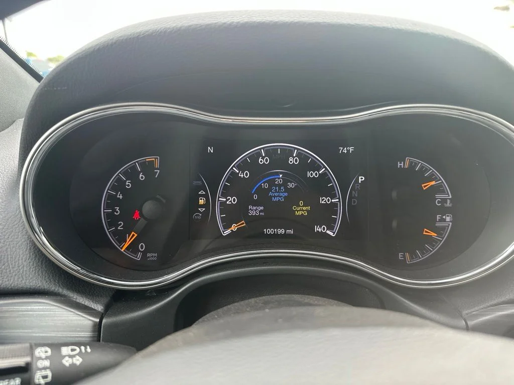Used 2021 Silver Jeep Limited image 12