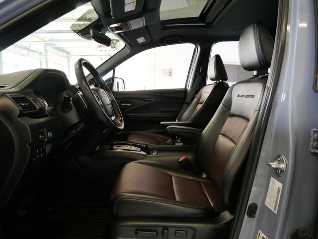 Used 2022 Gray Honda Black Edition image 9