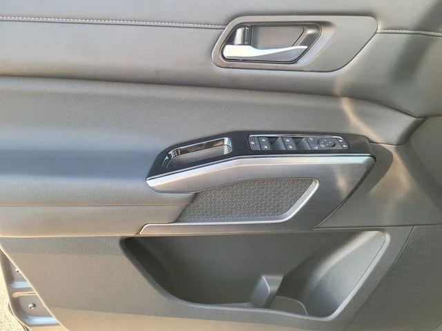New 2026 Gray Nissan SL image 25