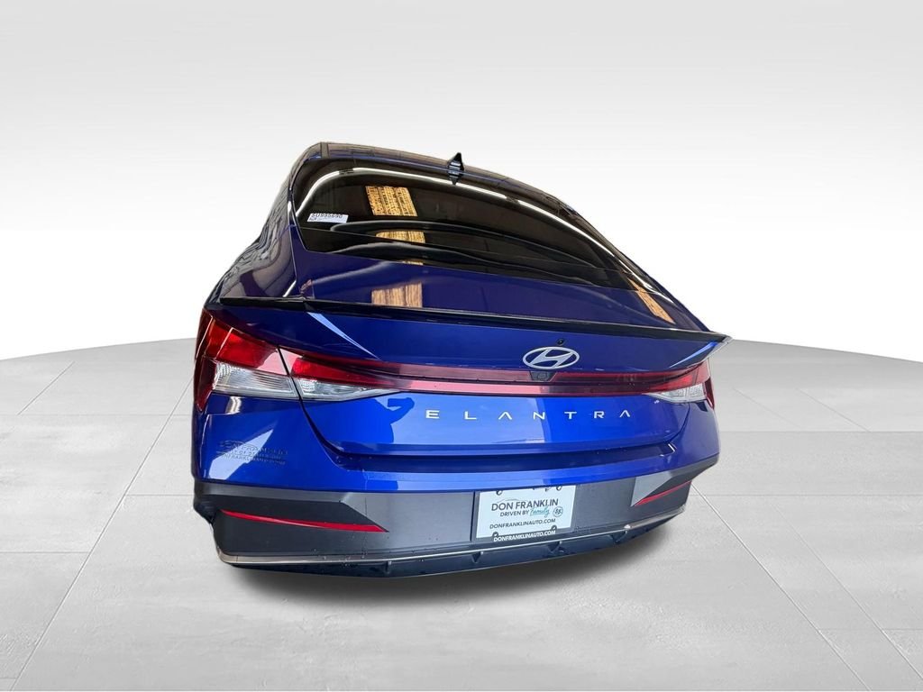 Certified Used 2025 Blue Hyundai SEL Sport image 5