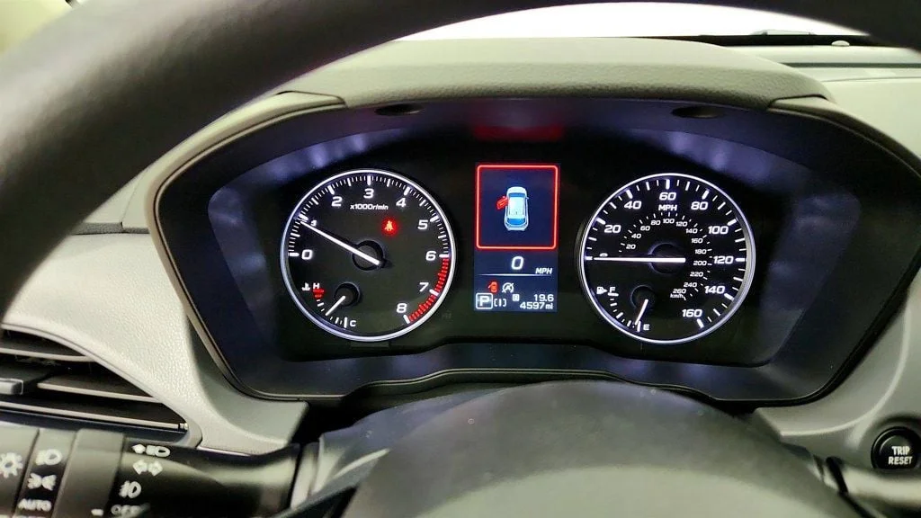 Used 2025 Crystal White Pearl Subaru Premium AWD w/ Power Moonroof & Power Driver Seat image 14
