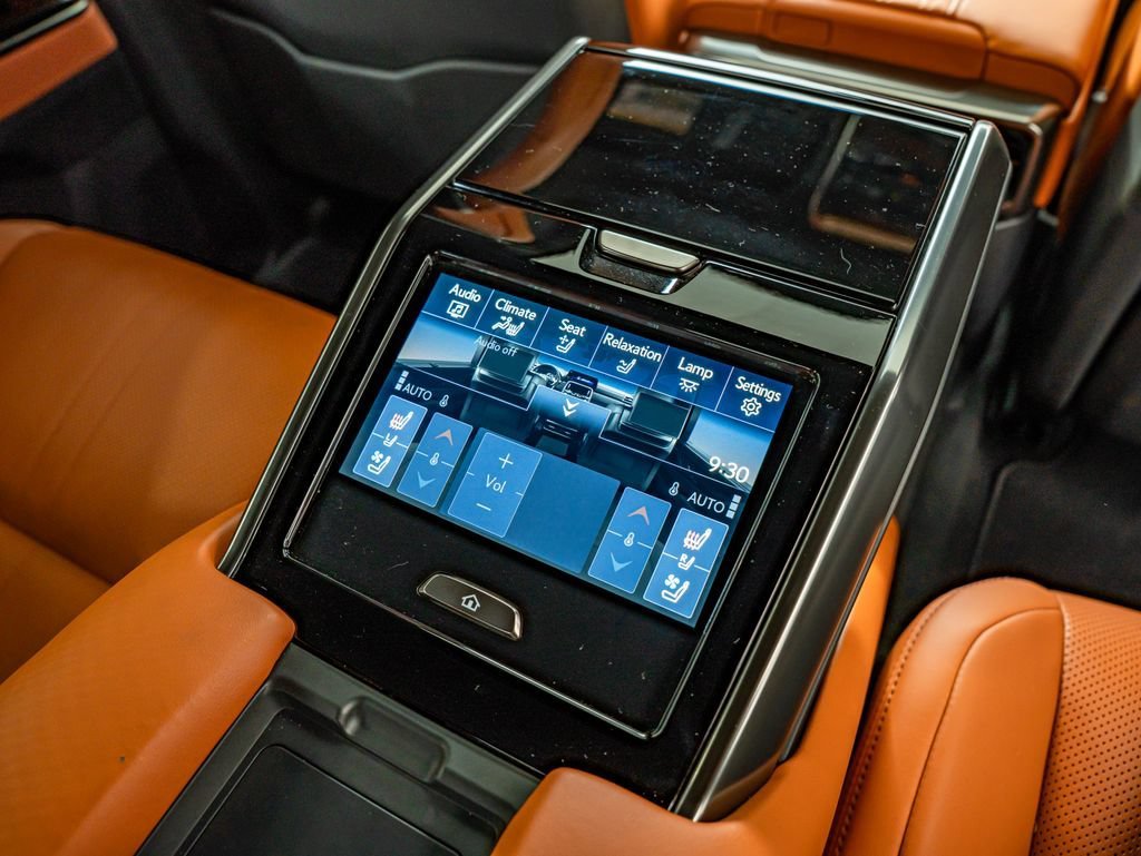 New 2025 Nori Green Pearl Lexus 700h Ultra Luxury image 41