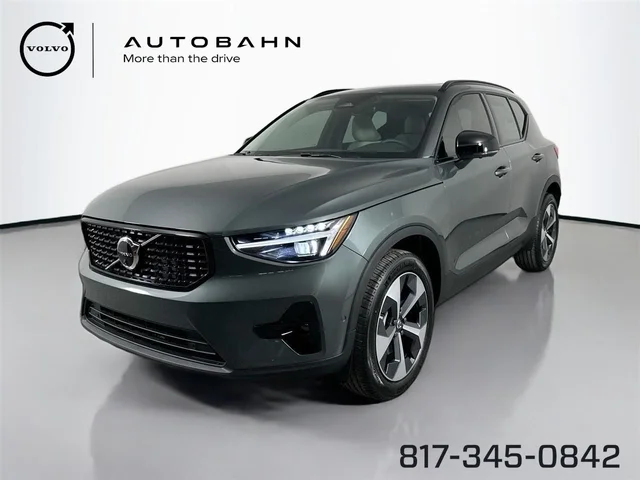 2026 Volvo XC40 B5 Plus
