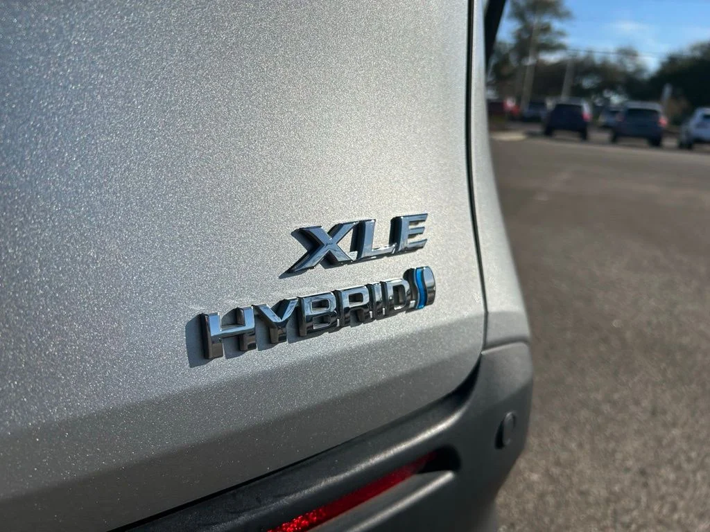 Used 2024 Silver Toyota XLE image 44