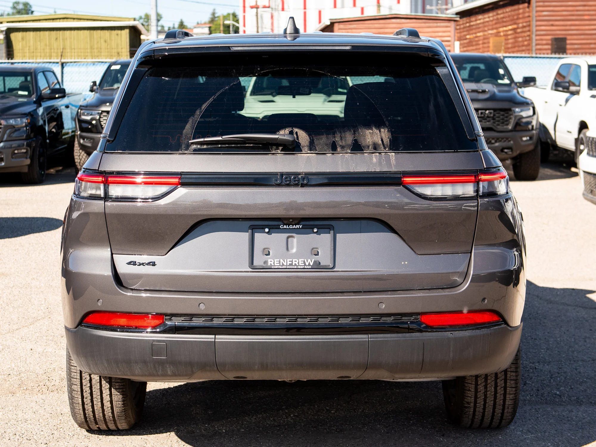 New 2025 Grey Jeep Altitude* image 4