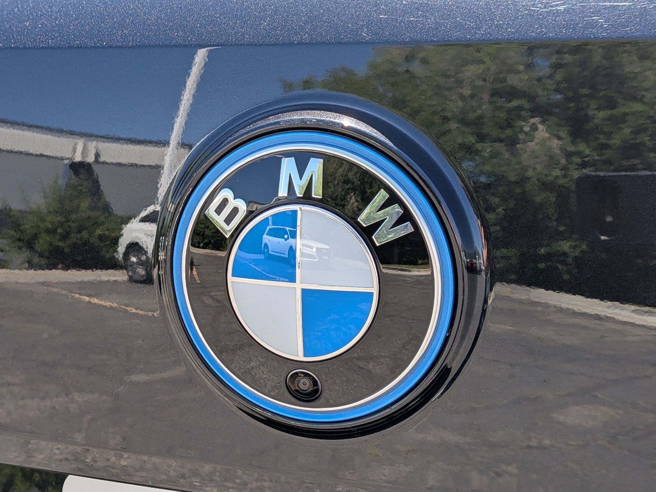 2025 BMW iX 50 - Photo 13
