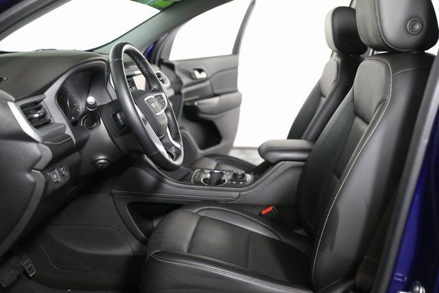 2023 GMC Acadia SLT - Photo 16