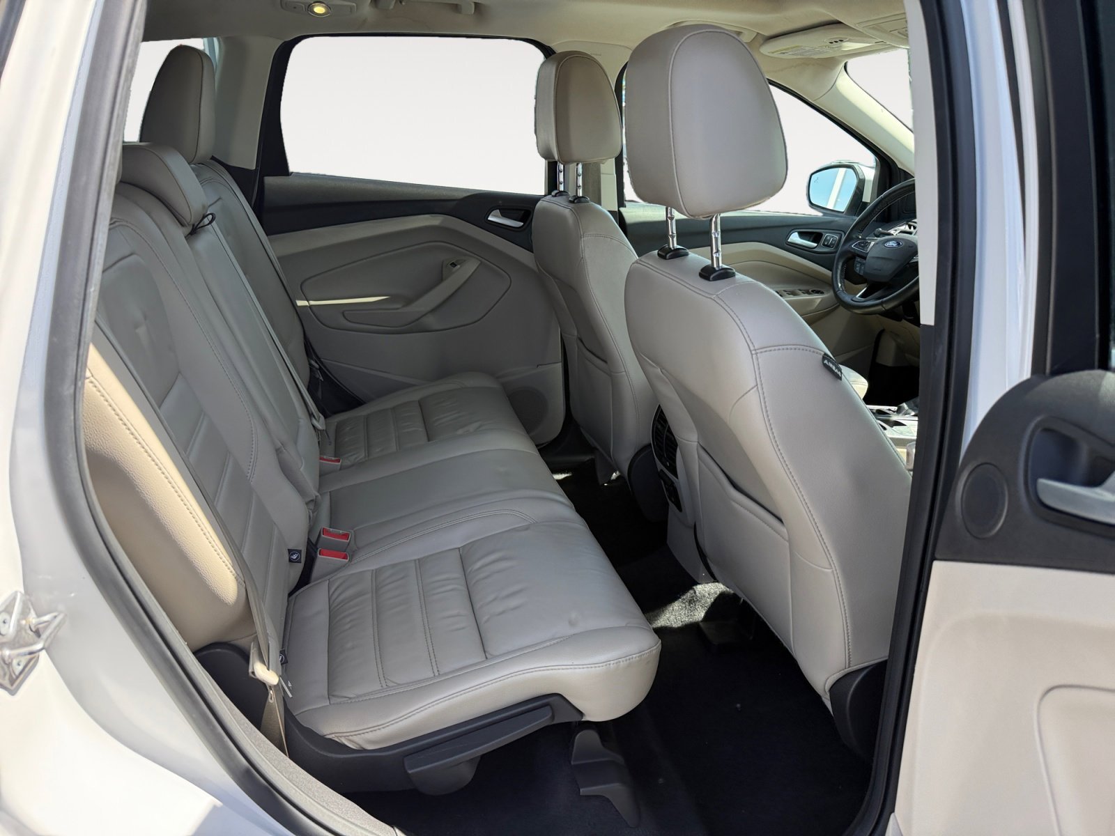 Used 2017 White Platinum Clearcoat Metallic Ford Titanium image 18