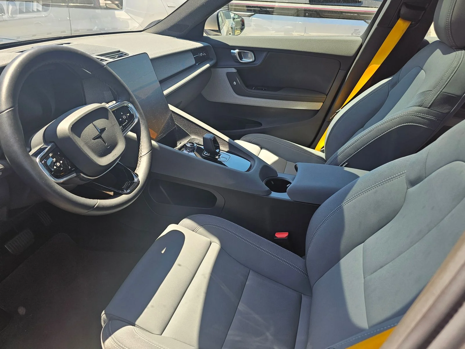 Used 2023  Polestar Long Range Dual Motor Performance Plus image 4