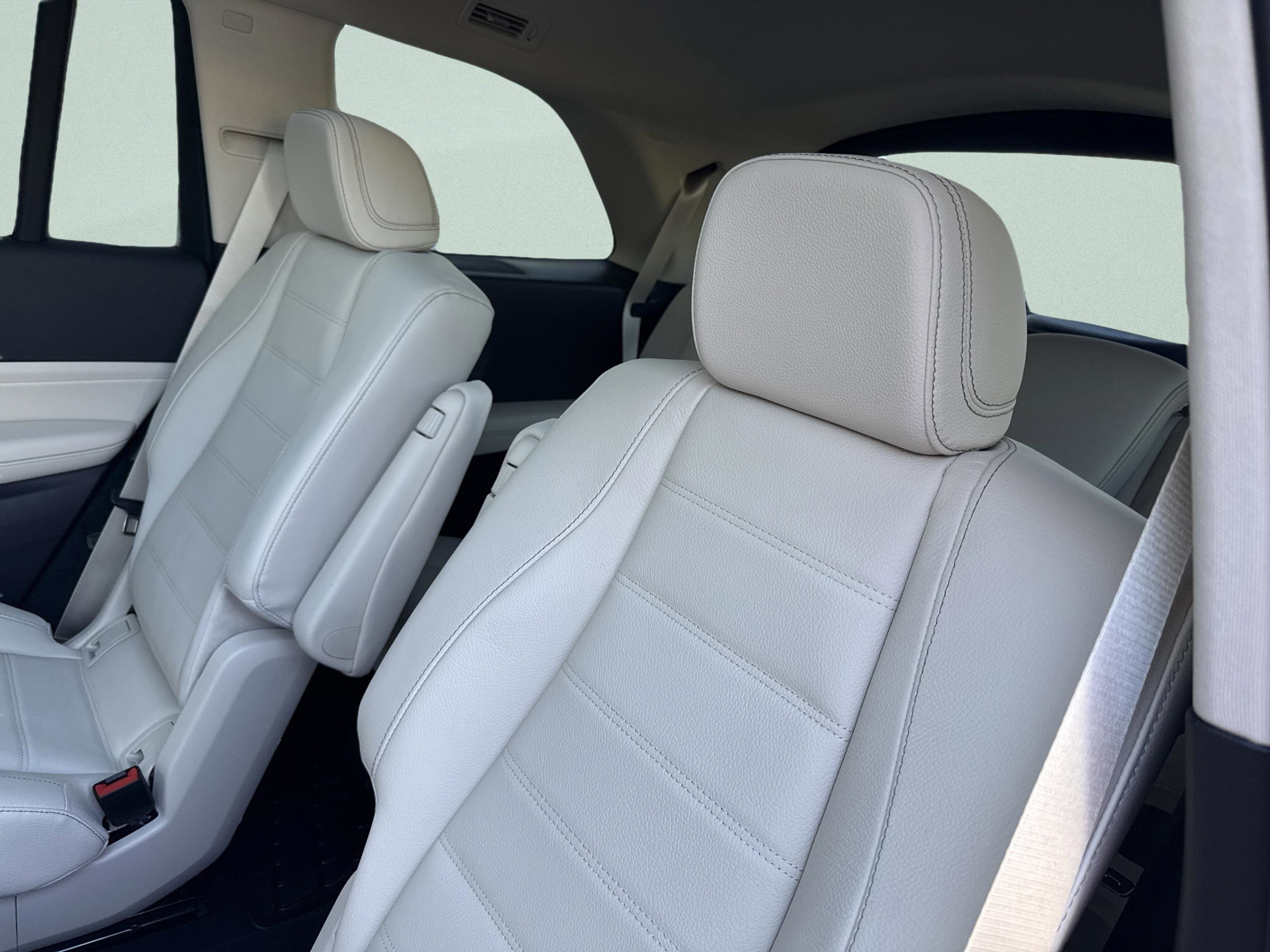 Used 2026 Polar White Mercedes-Benz GLS 450 image 22
