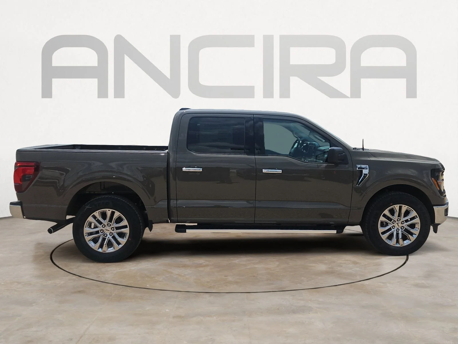 New 2026 Marsh Gray Ford XLT image 9