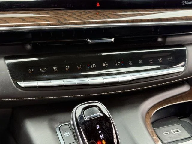 2024 Cadillac Escalade Sport Platinum - Photo 18