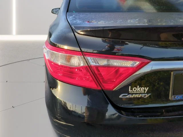 Used 2016 Black Toyota SE image 8