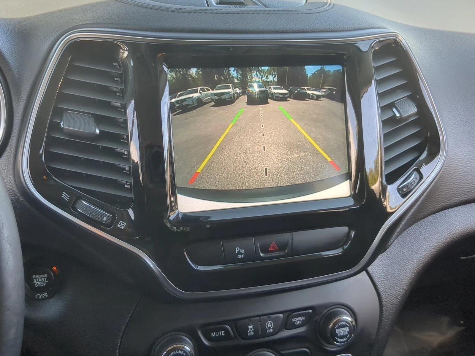 Used 2019 Bright White Clearcoat Jeep Limited image 13