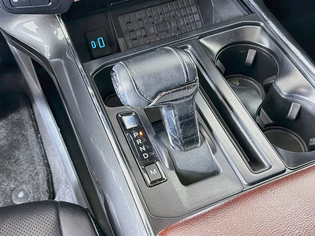 Used 2023 Carbonized Gray Metallic Ford Lariat image 41