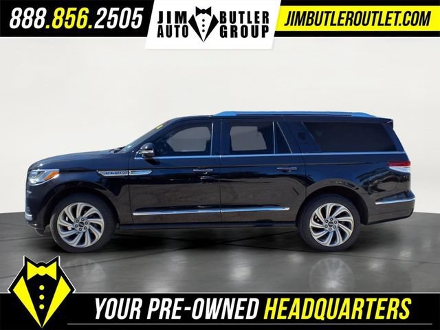 Used 2022 Black Lincoln Reserve L image 24