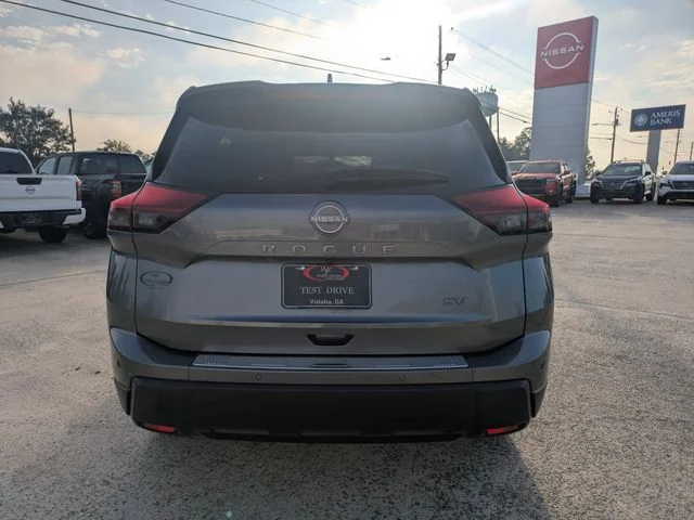 Used 2024 Gray Nissan SV image 5