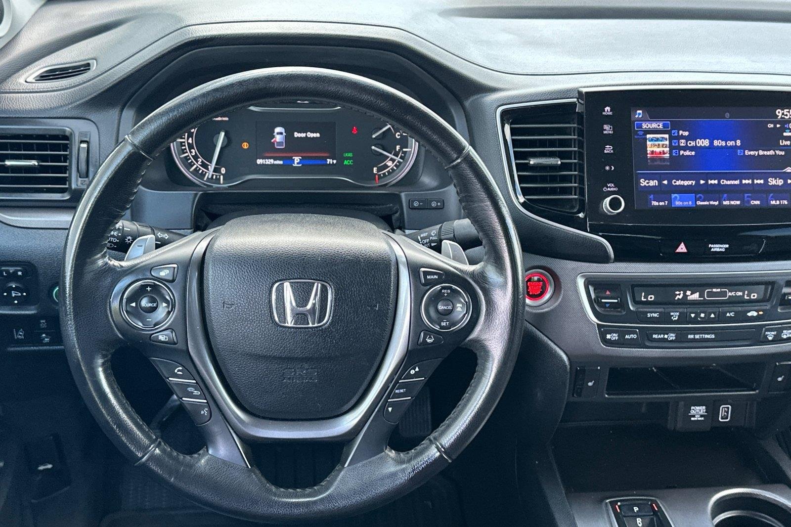 Used 2023 Lunar Silver Metallic Honda RTL image 14