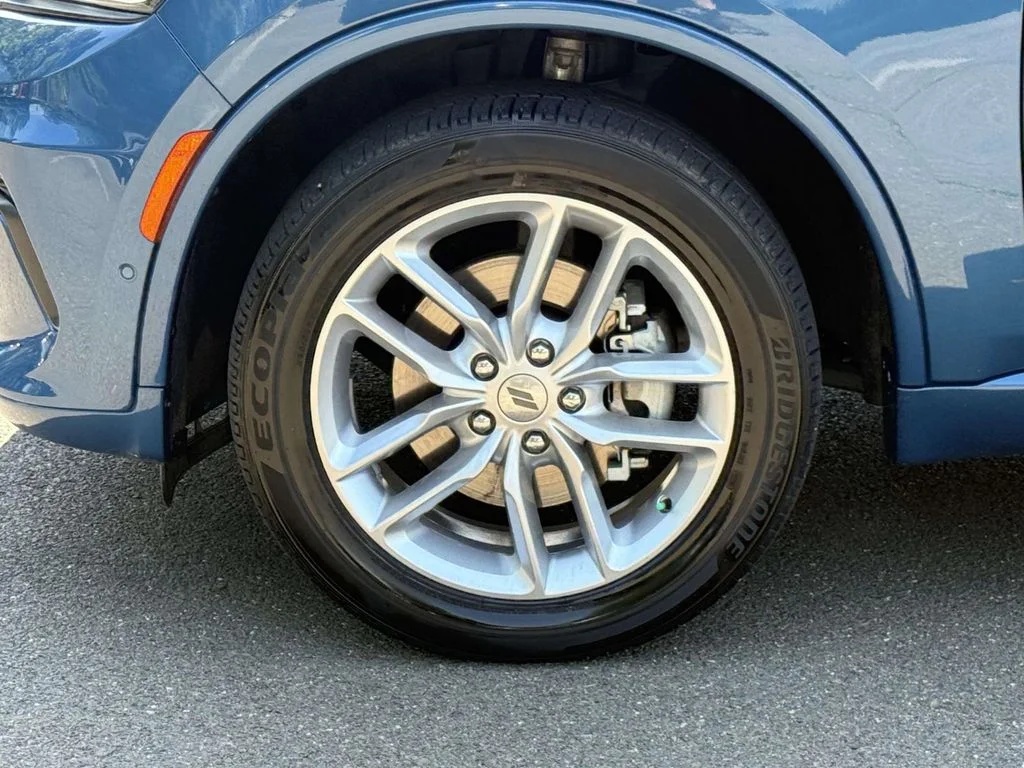 Used 2024  Dodge GT Premium image 11