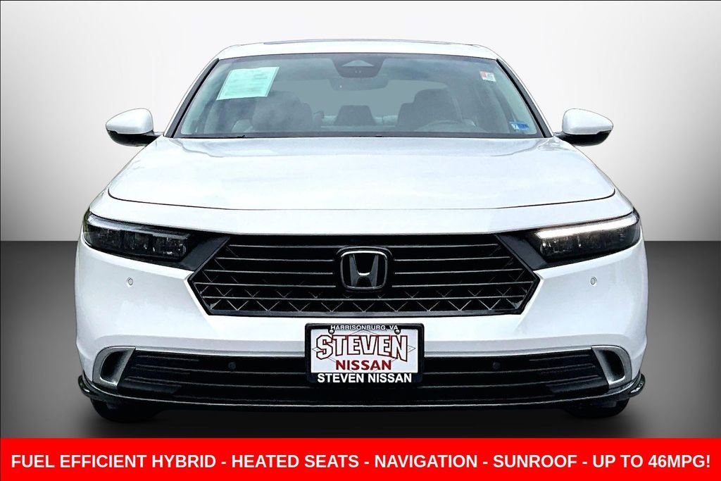 Used 2025  Honda Touring image 2