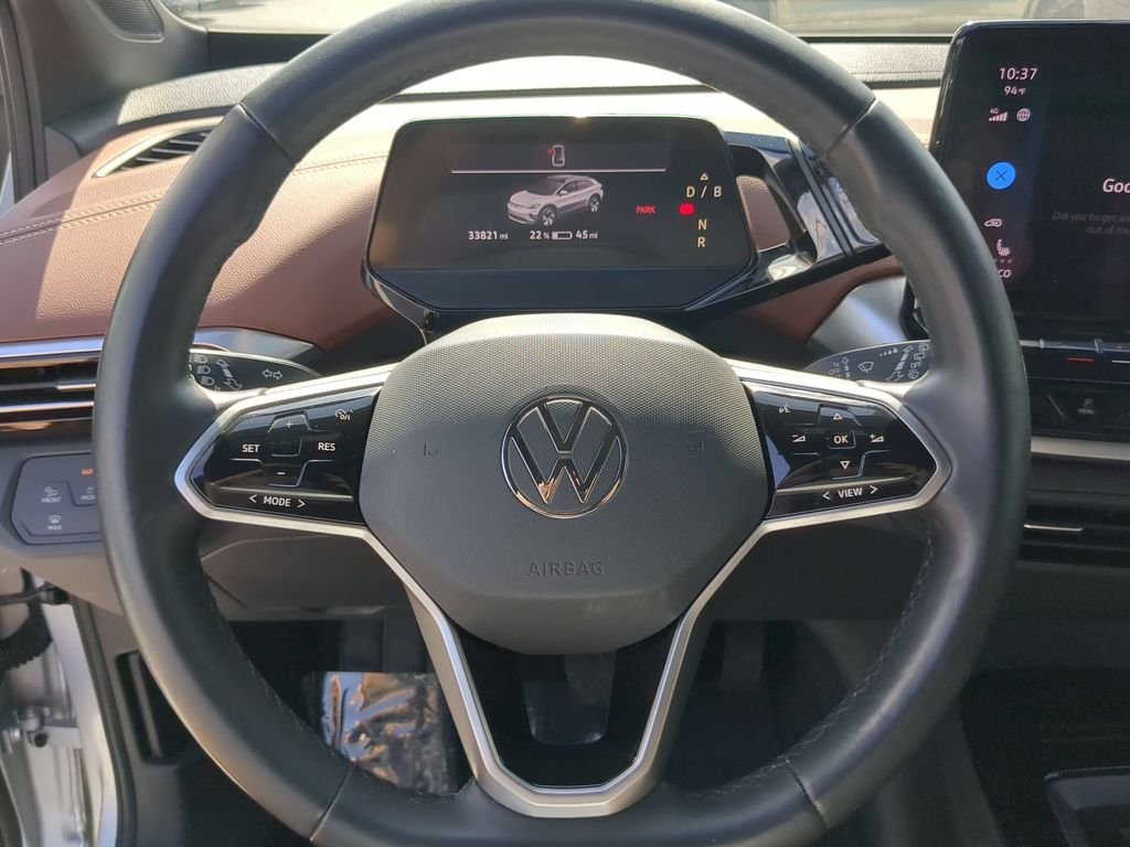 Certified Used 2022 Silver Volkswagen Pro S image 32