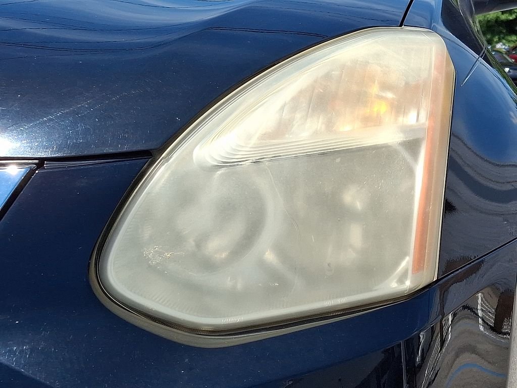 Used 2012 Black Nissan S image 6