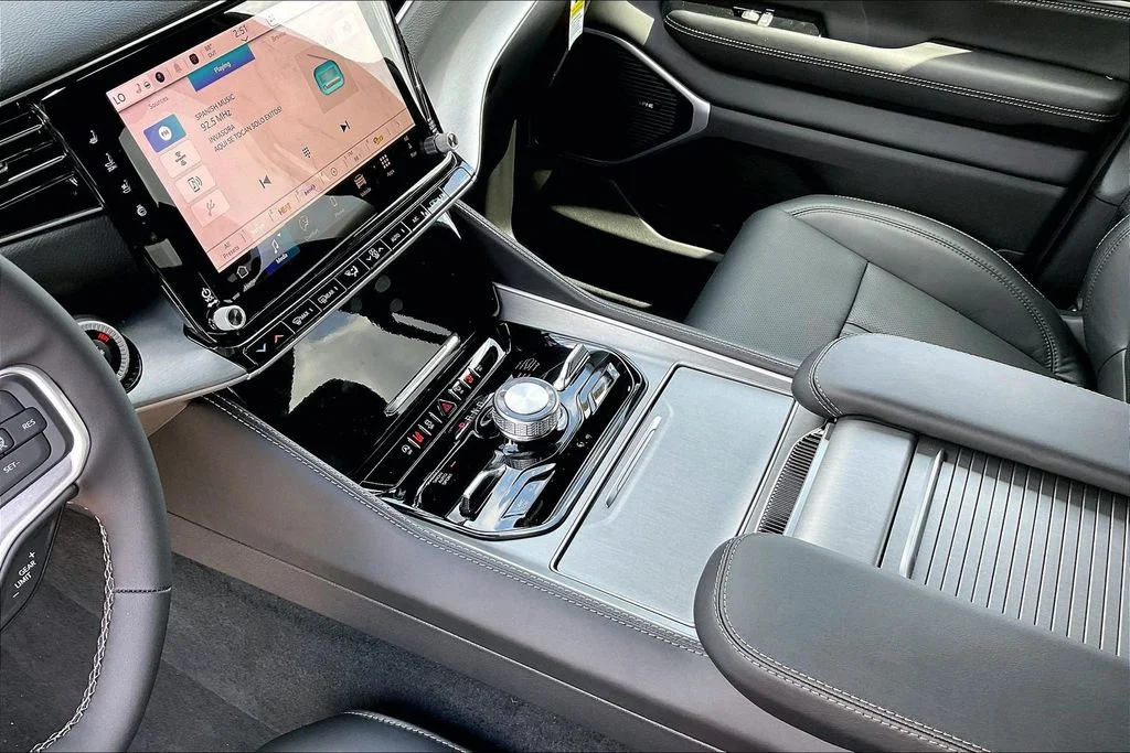 New 2026 Jeep Grand Wagoneer Upland 4D Sport Utility
