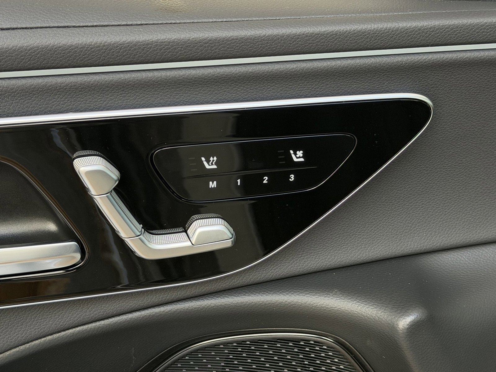 New 2026 Cirrus Silver Metallic Mercedes-Benz E 350 image 35
