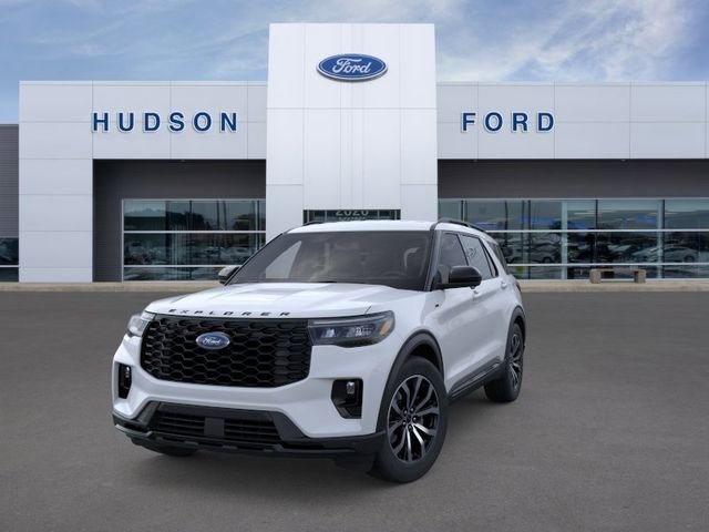 New 2026 Space White Metallic Ford ST-Line image 2