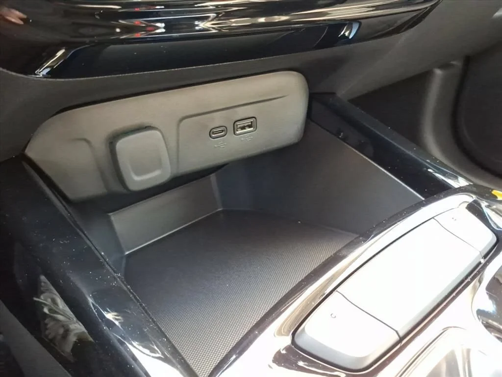 2026 Chevrolet Trax Activ - Photo 9