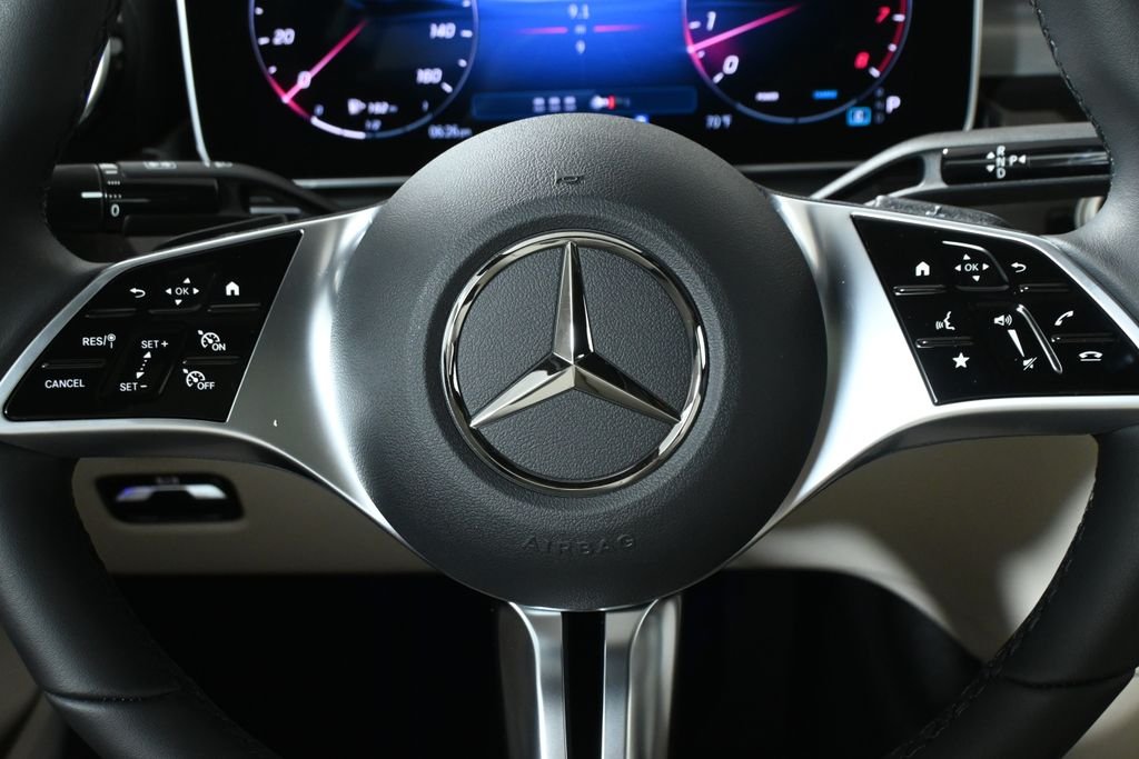 New 2026 Polar White Mercedes-Benz C 300 image 19