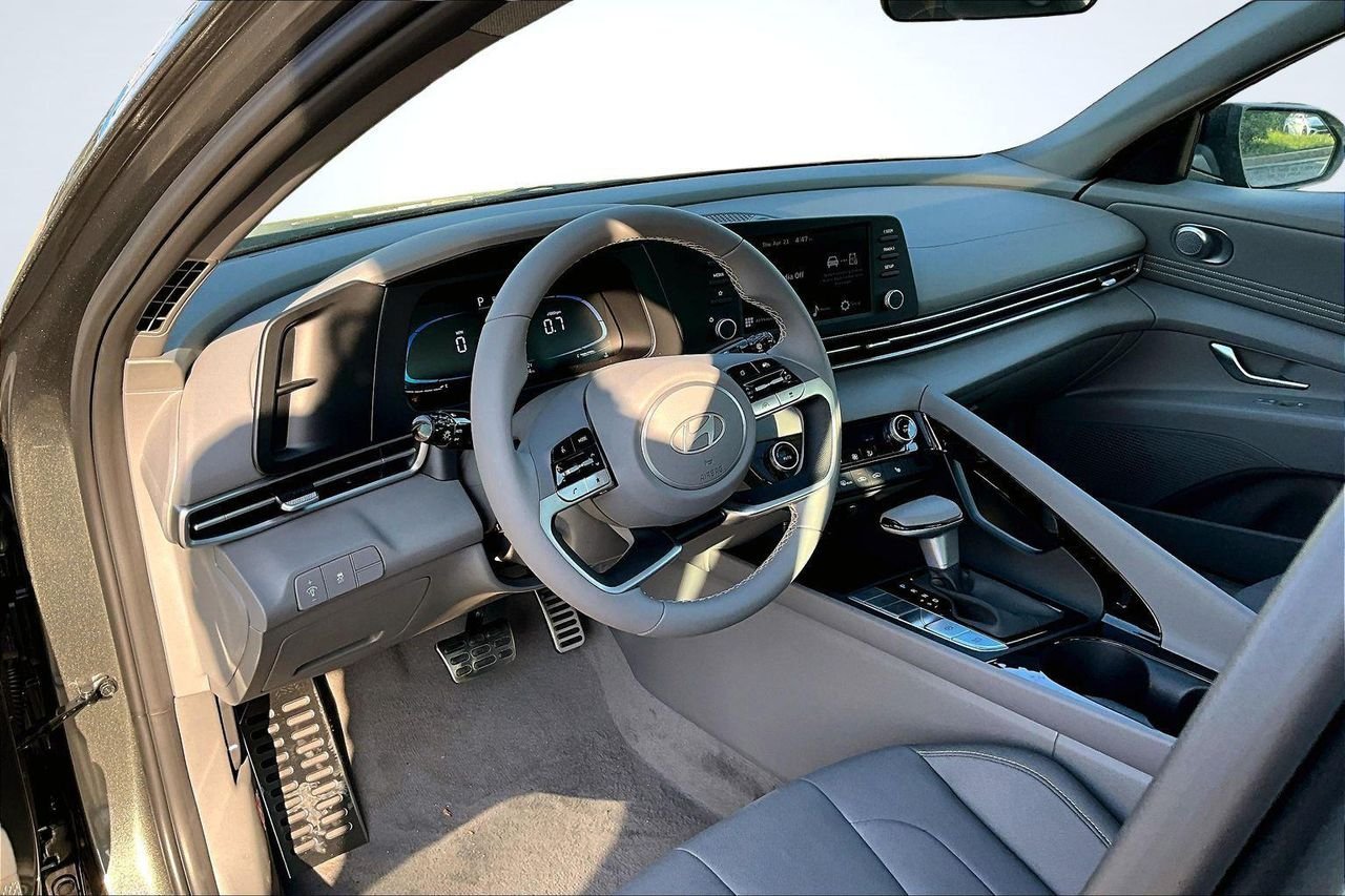 New 2026 Gray Hyundai SEL Sport image 26