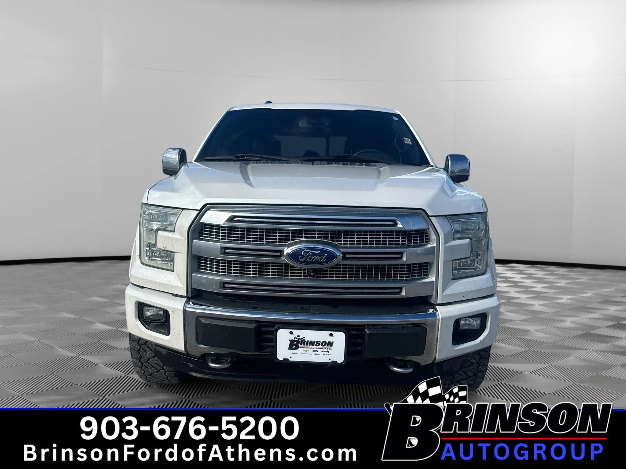 Used 2015 White Platinum Metallic Tri-Coat Ford Platinum image 2