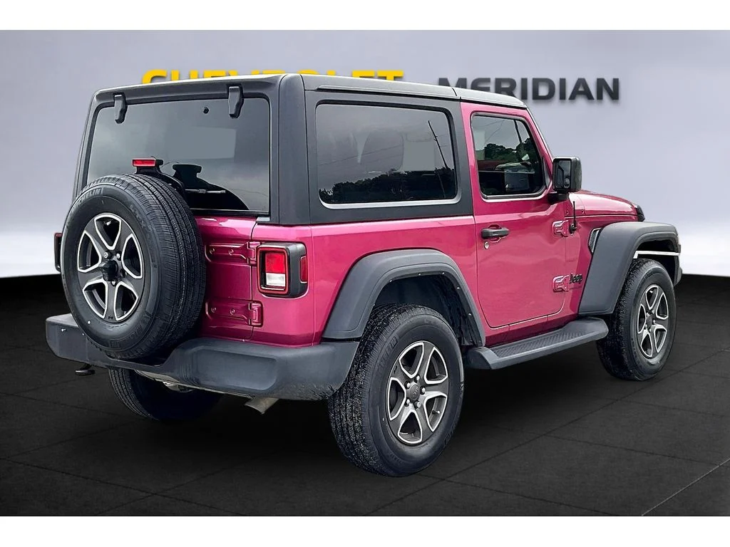 Used 2022 Pink Jeep Sport S image 10
