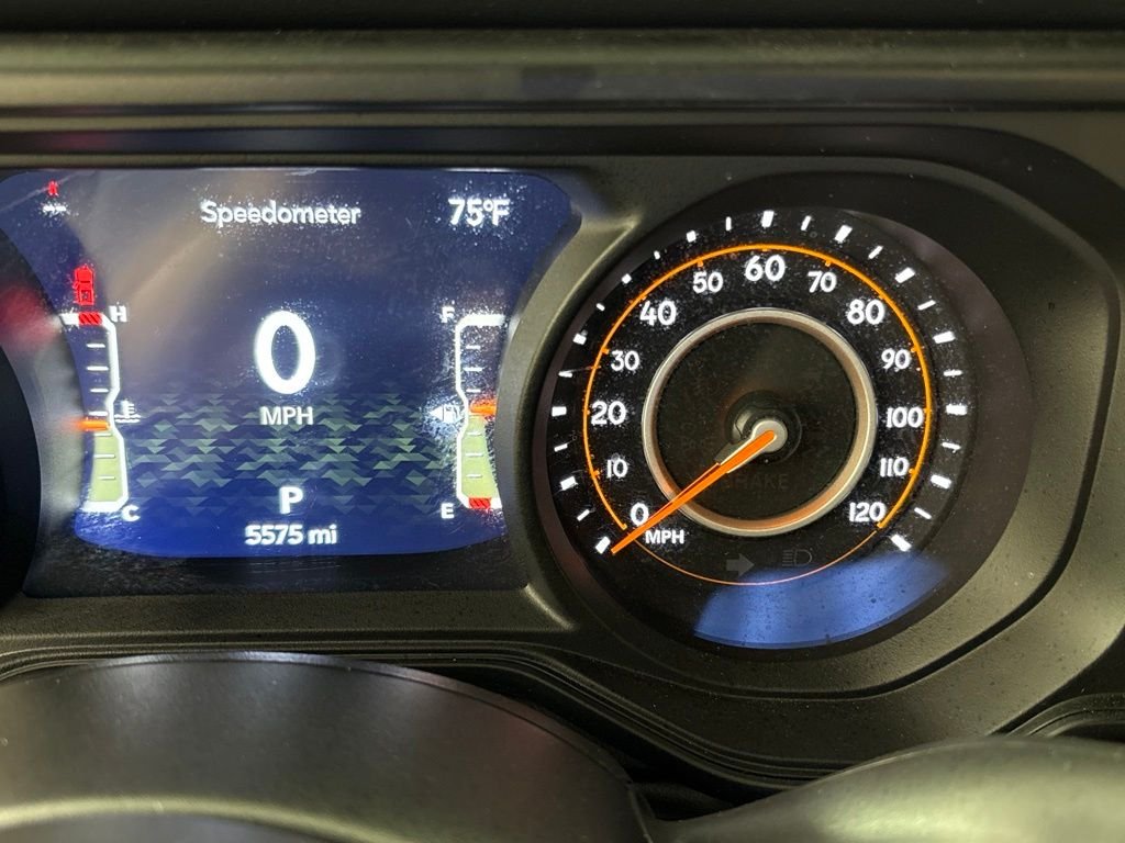 Used 2025 Green Jeep Rubicon image 41