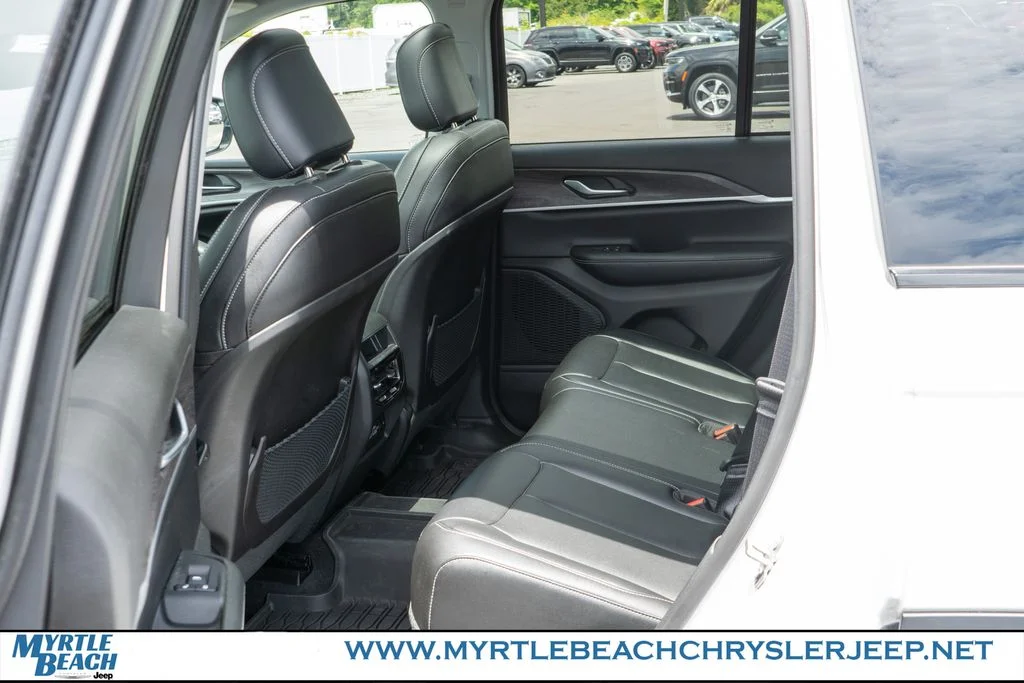 Certified Used 2023 Bright White Clearcoat Jeep Limited image 13