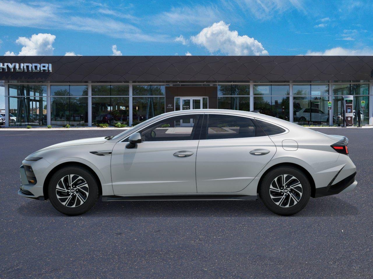 New 2026 Aero Silver Hyundai Blue image 3