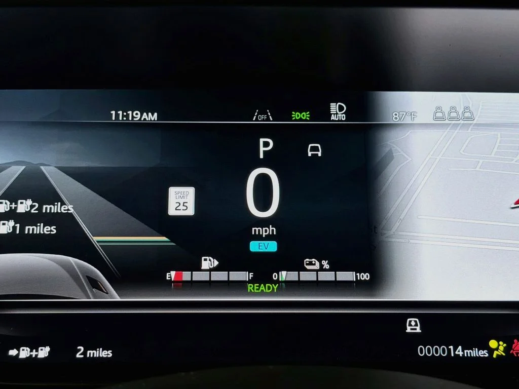 New 2026 Varesine Blue Land Rover Dynamic SE image 12