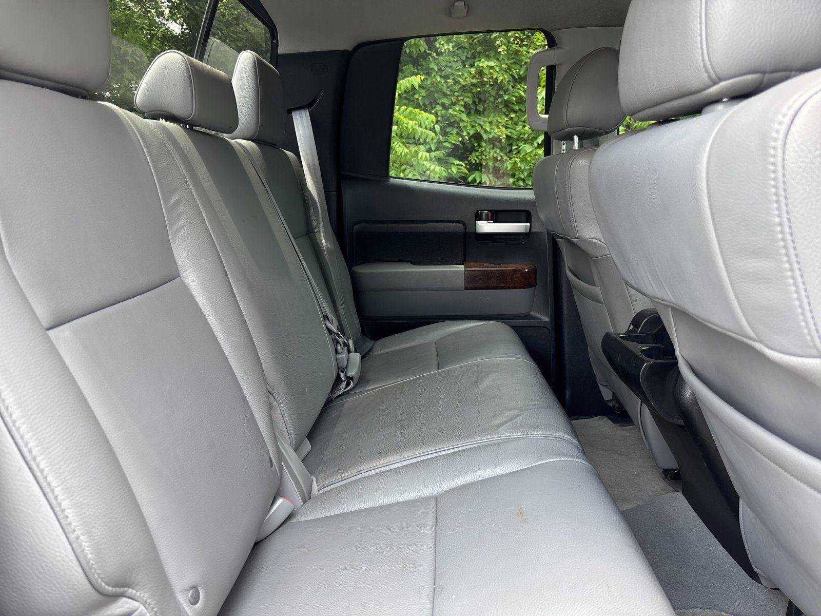 Used 2010 Silver Sky Metallic Toyota LTD image 36