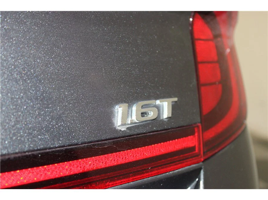 Used 2021 Portofino Gray Hyundai SEL Plus image 18