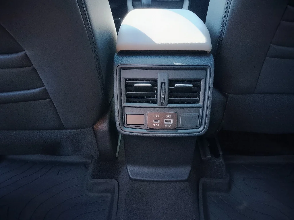 New 2026 DAYBREAK BLUE PEARL Subaru Premium image 13