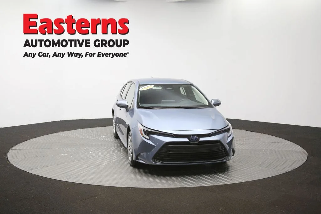 Used 2025 Gray Toyota LE image 45